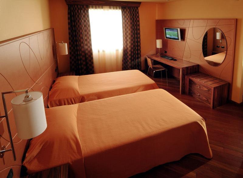 B&B Hotel Sassuolo Esterno foto