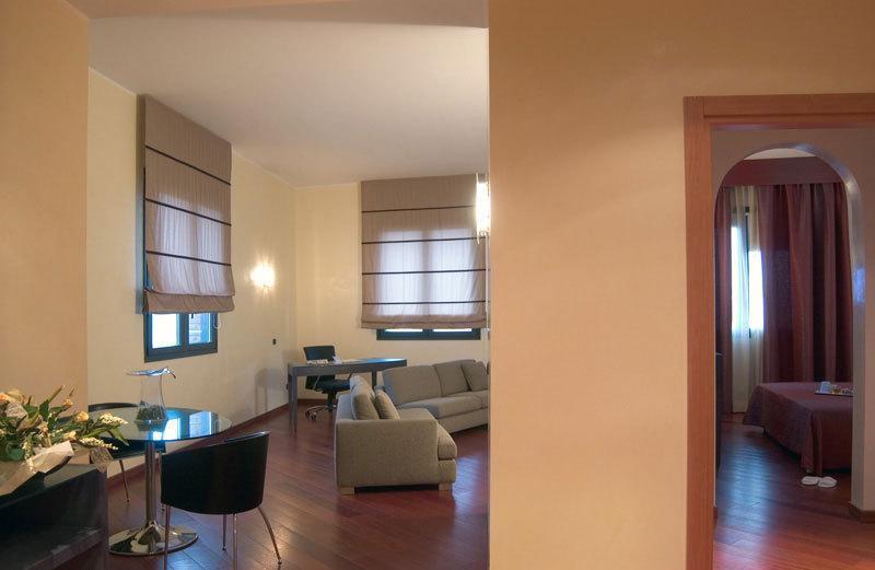 B&B Hotel Sassuolo Esterno foto